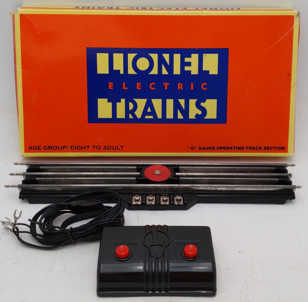 Lionel 6-5530 O Gauge Operating Track Section VG/Box
