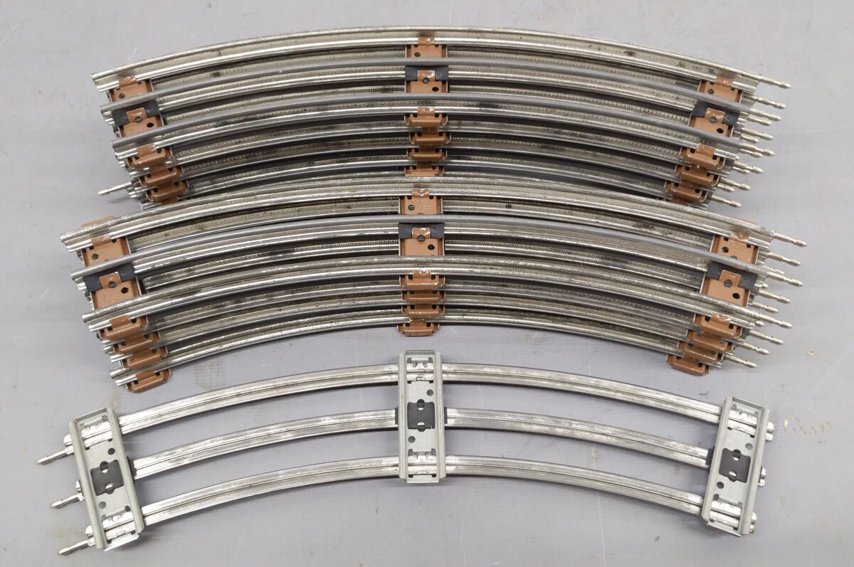 Lionel Assorted O27 Gauge Straight/Curved Tubular Tracks w/ Crossovers [35] EX
