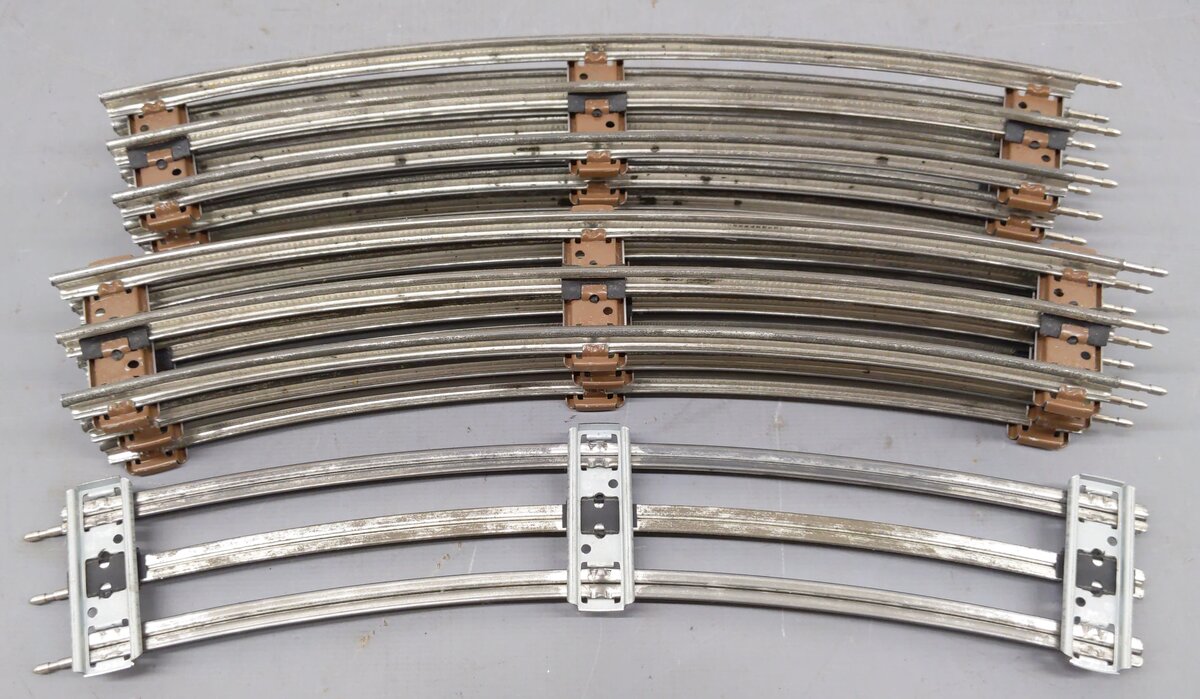 Lionel Assorted O27 Gauge Straight/Curved Tubular Tracks w/ Crossovers [35] EX