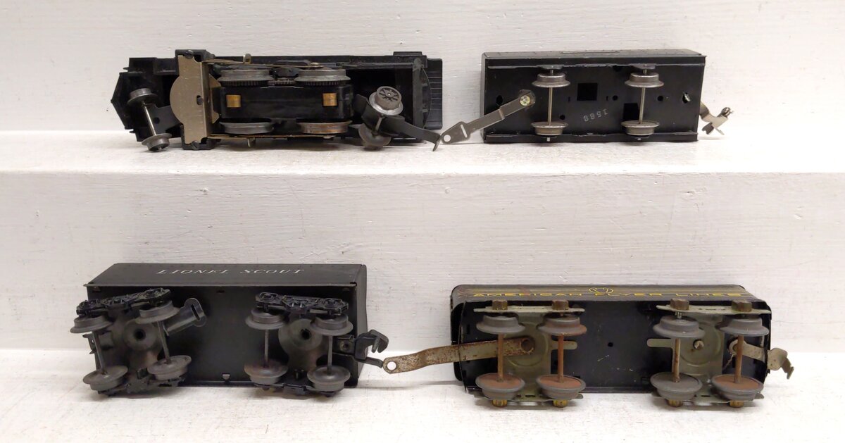 Lionel & American Flyer Pre/Postwar Vintage Steam Locomotive & Tenders [4]
