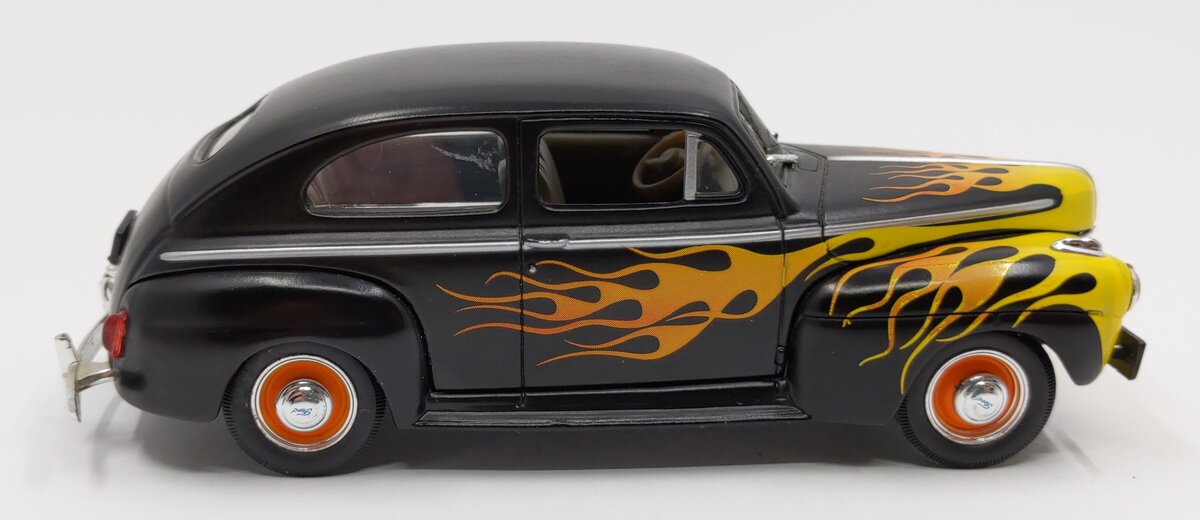 First Response Replicas 1:43 Diecast 1941 Ford Rat Rod EX