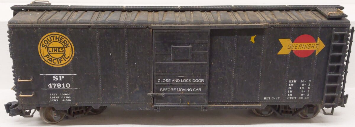 LGB 47910 Southern Pacific Boxcar - Metal Wheels