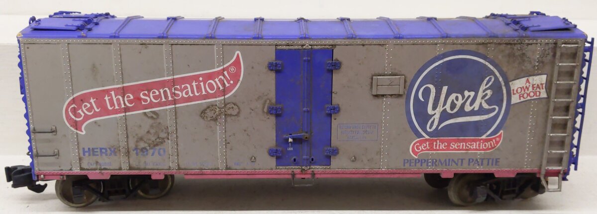 Aristo-Craft 46231 York Peppermint Patties Reefer Car - Metal Wheels