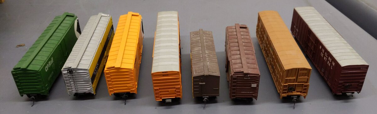 Life Like HO Assorted Freight Cars [8] EX