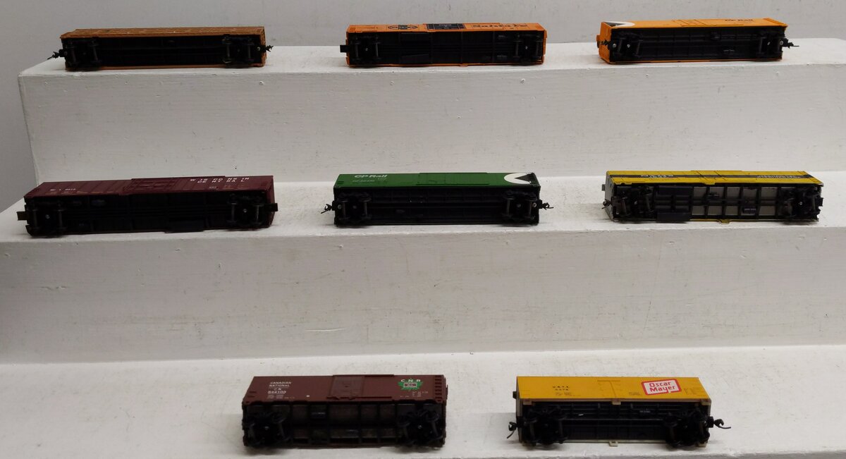 Life Like HO Assorted Freight Cars [8] EX