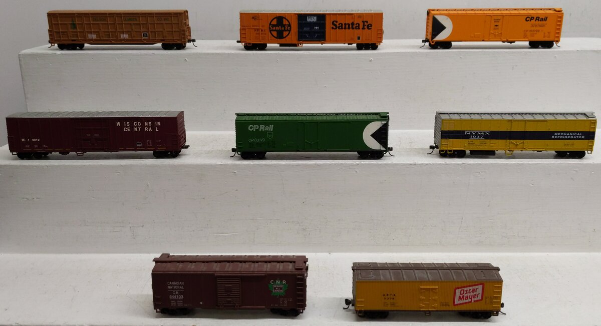 Life Like HO Assorted Freight Cars [8] EX