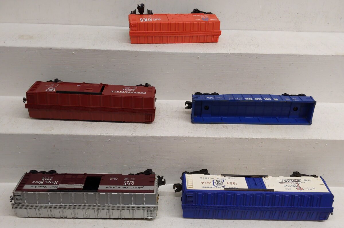 Lionel O Gauge Assorted Freight Cars: #9864 #6404 #19751 #9136 #9040 [5] VG