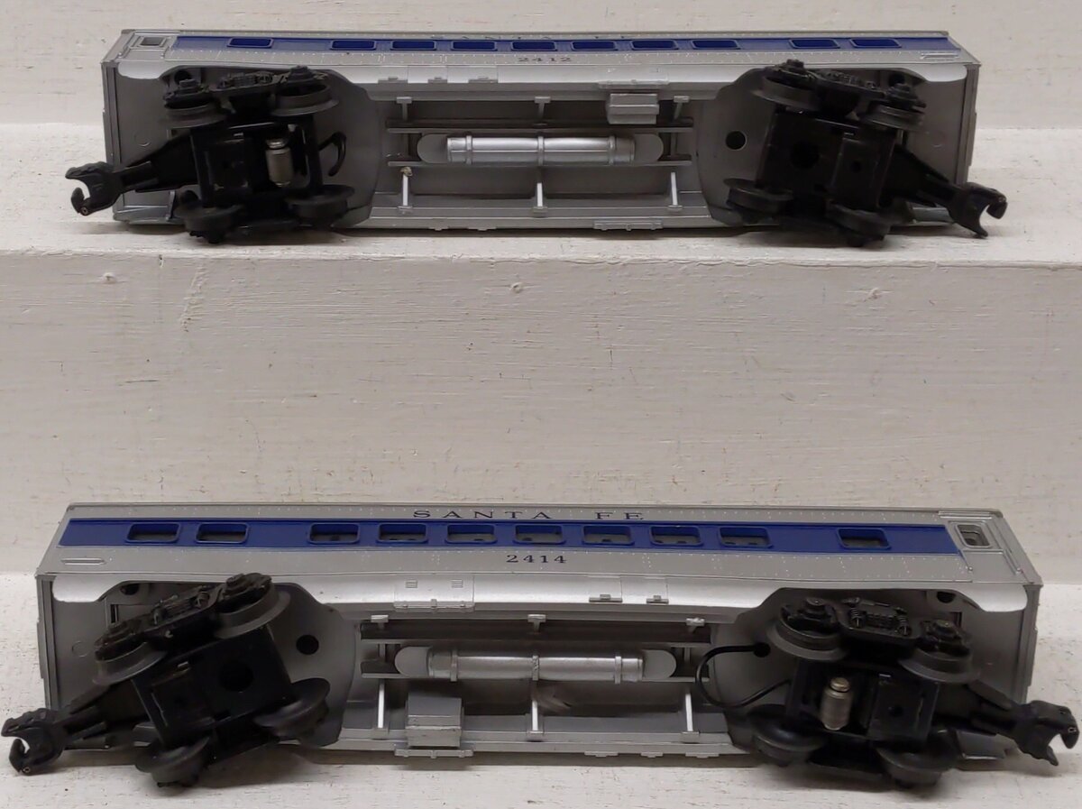 Lionel O Gauge Blue Striped Passengers Cars 2414, 2412 [2] VG