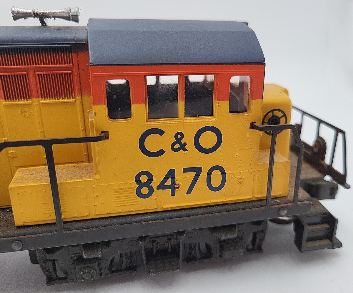 Lionel 6-8470 O Gauge C&O Chessie System U36B Powered Diesel Locomotive VG