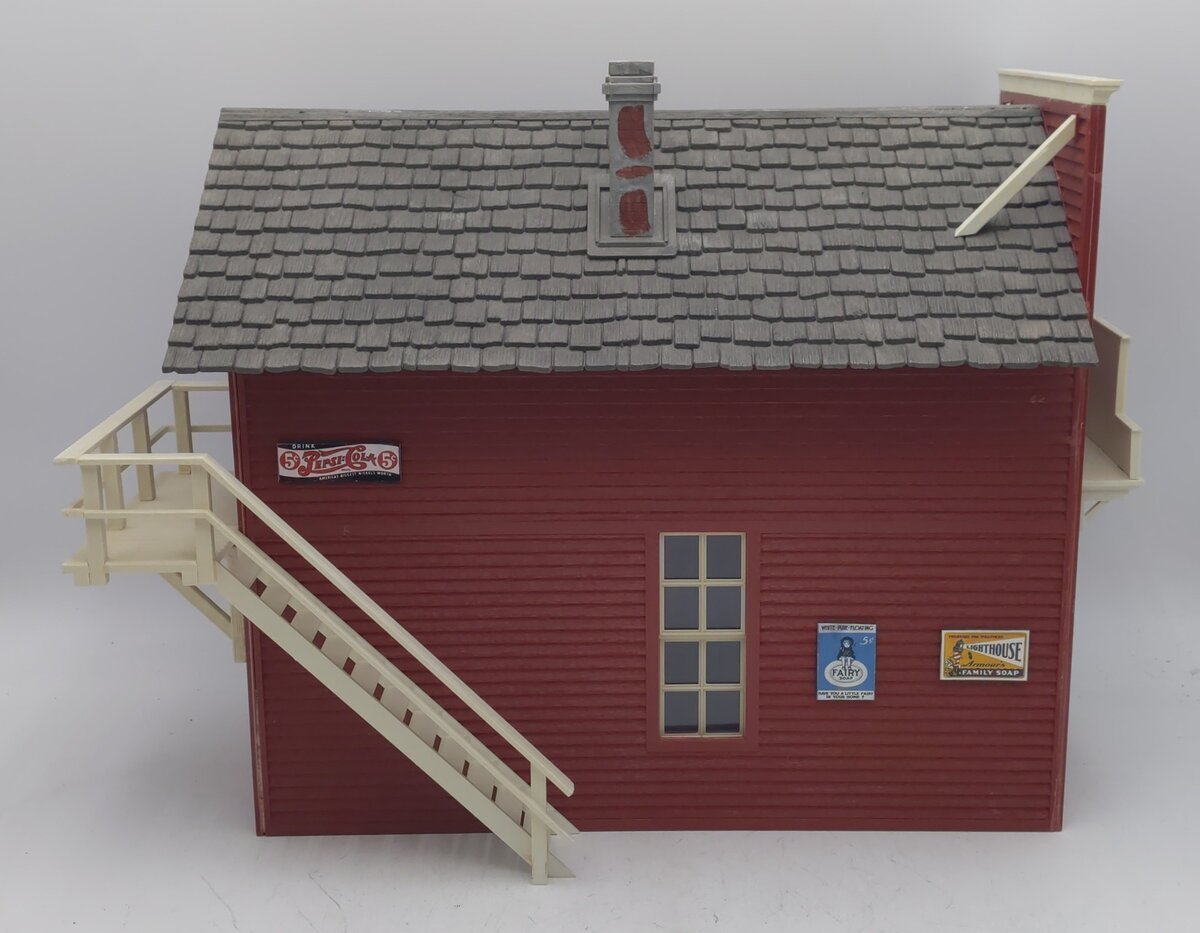 Pola 924 G Hotel Canyon City Building Kit- Assembled EX