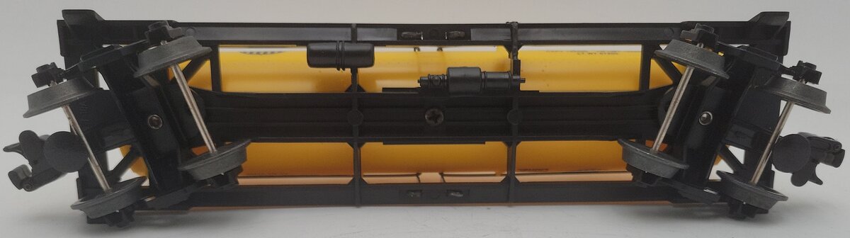 Lionel 6-16123 O Gauge Union Pacific Triple Dome Tank Car EX