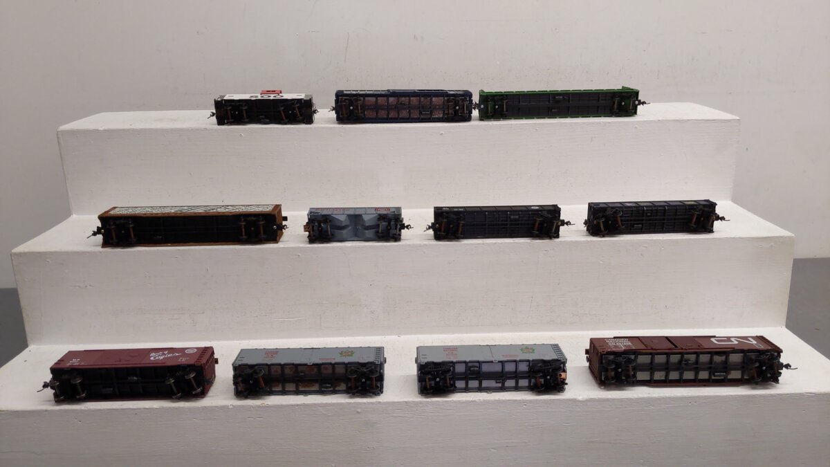 Athearn and Others HO Scale Assorted Freight Cars [11] EX