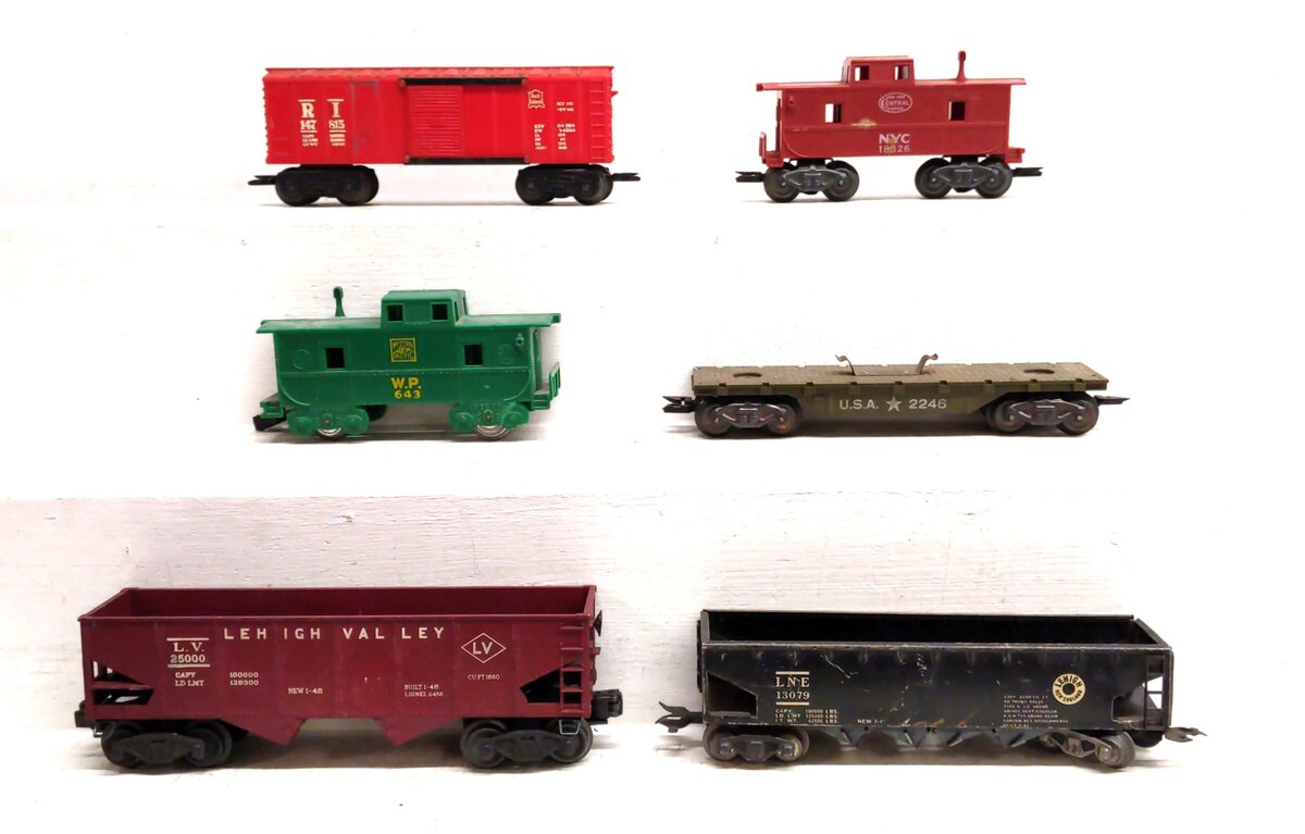 Marx & Lionel Postwar O Assorted Freight Cars: 13079, 2246, 643, 18326 [6]