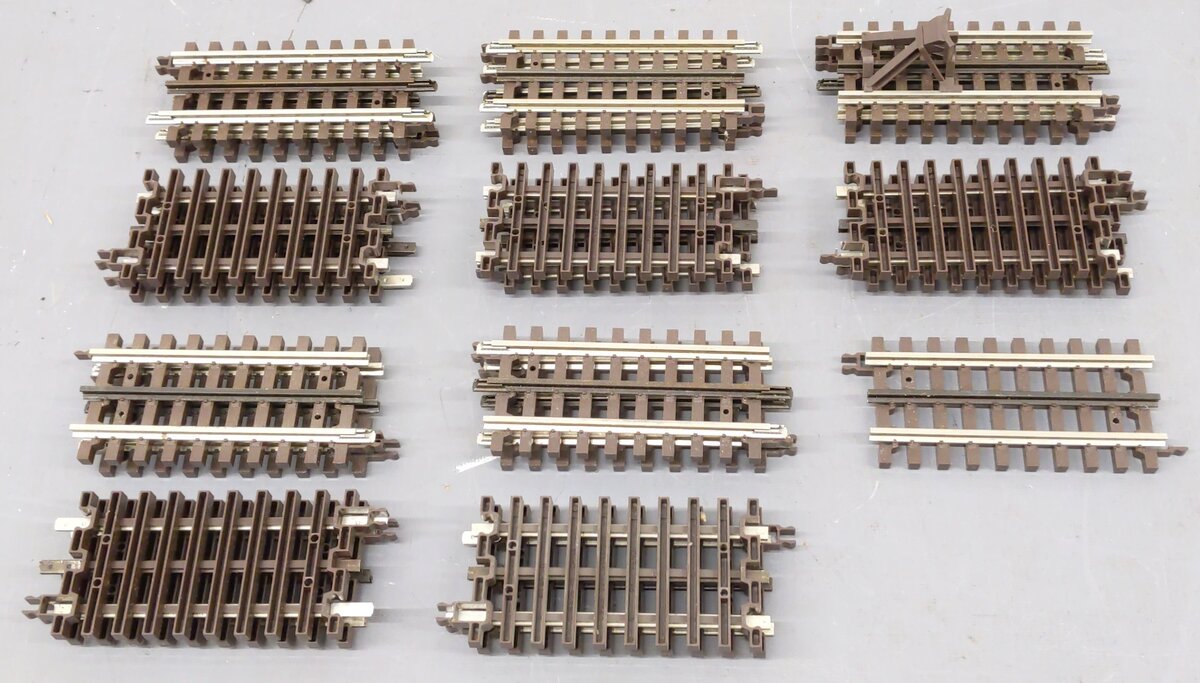 Atlas 6051 O Nickel Silver 4-1/2" Straight Track with Brown Ties (21) VG