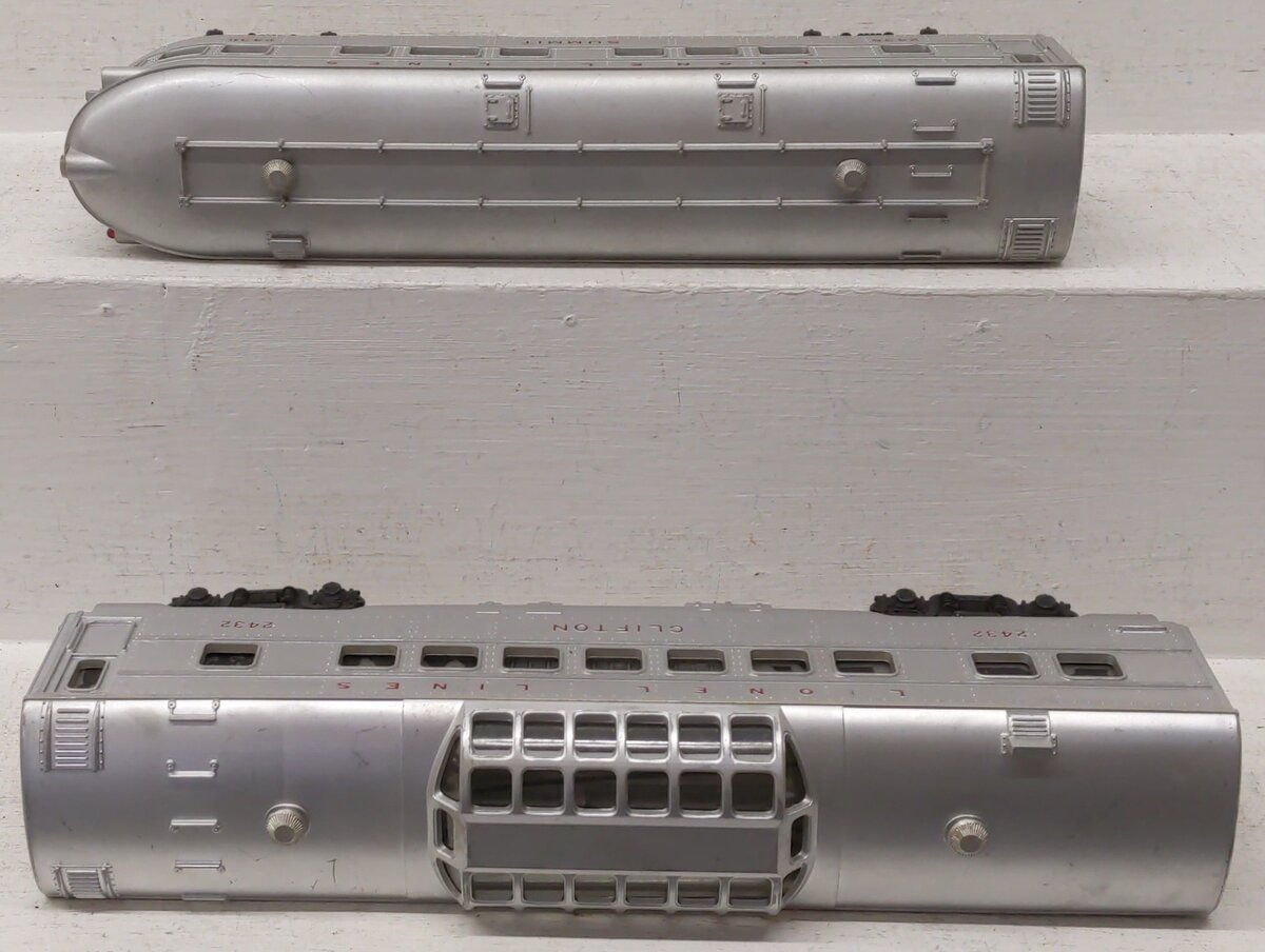 Lionel O Gauge Lionel Lines Illuminated Passenger Cars 2432, 2436 [2] EX