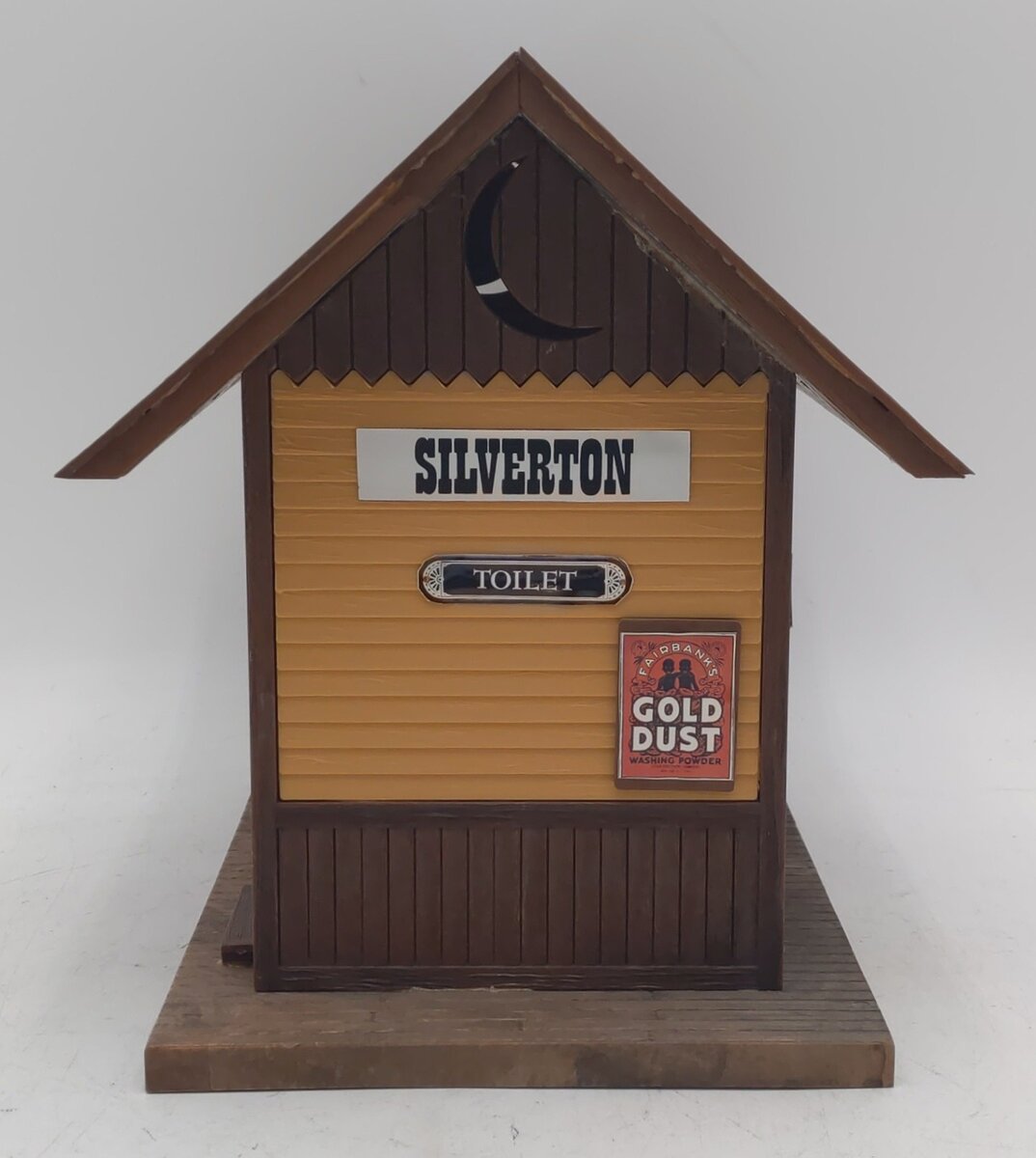 Pola 913 G Scale Silverton Outhouse (Assembled) EX