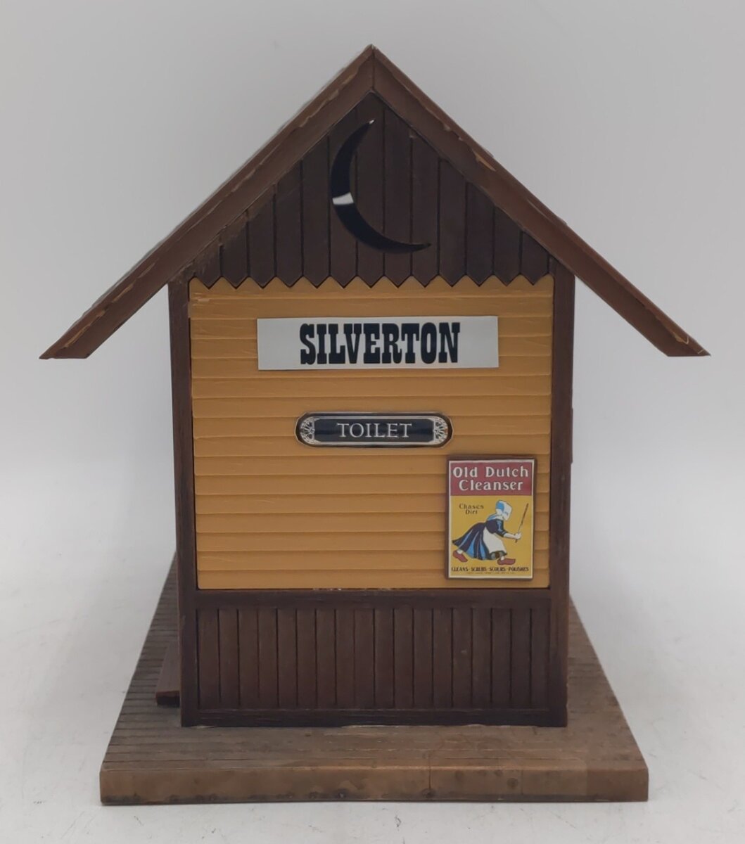 Pola 913 G Scale Silverton Outhouse (Assembled) EX