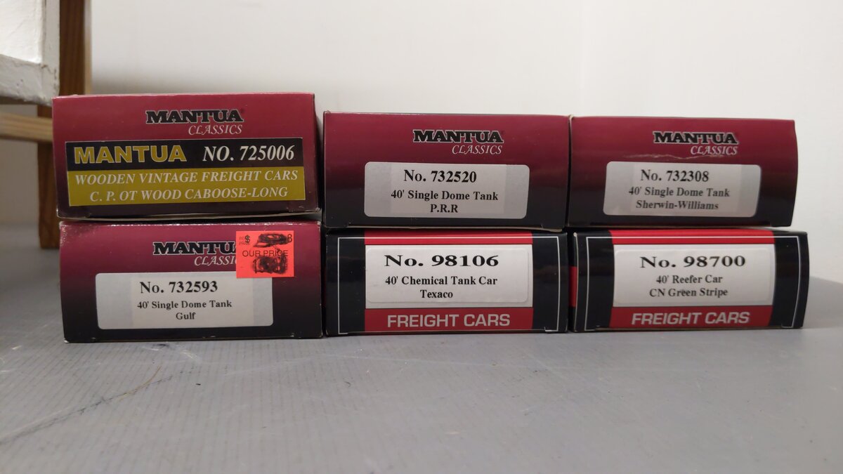 Mantua & Model Power Assorted Train Cars [6] EX/Box