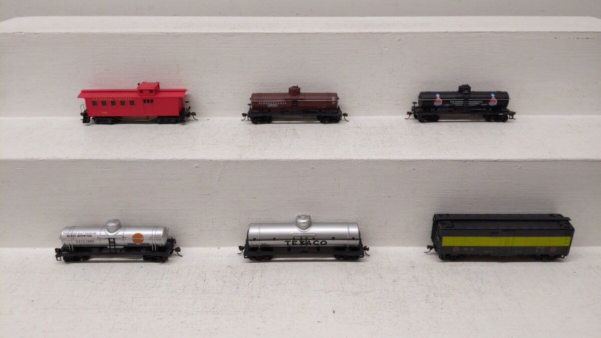 Mantua & Model Power Assorted Train Cars [6] EX/Box