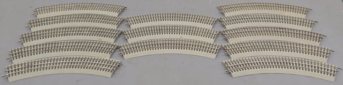 Lionel 6-12015 FasTrack O36 45-Degree Curved Track (13) EX