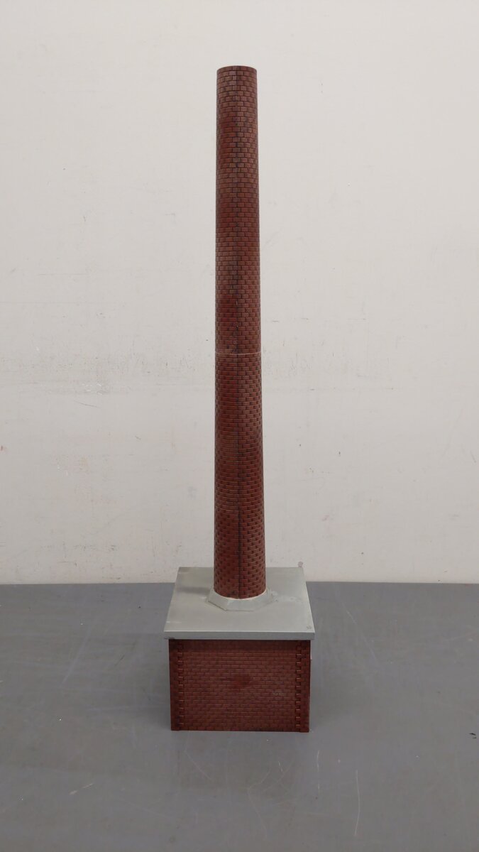 Piko 62016 G Scale Brewery Chimney - Assembled VG
