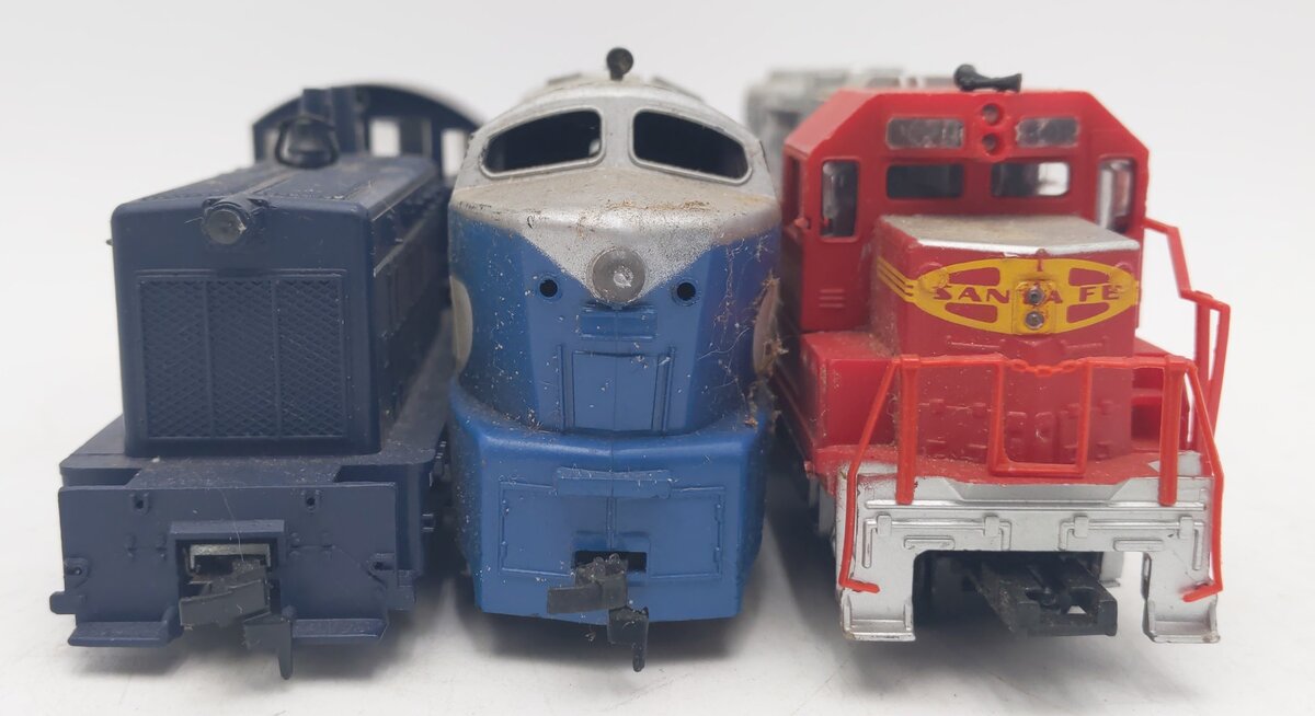 Like-Like /Tyco/Athearn HO Assorted Un/Powered Diesel Locomotives 3500/1060/368