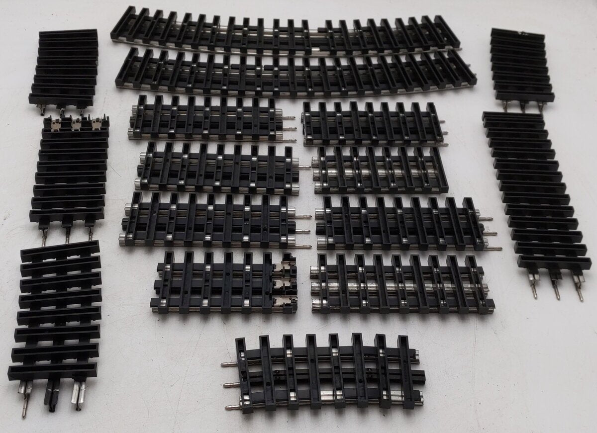 K-Line O Gauge Assorted Curved and Straight Shadow Rail Track Sections [16] VG