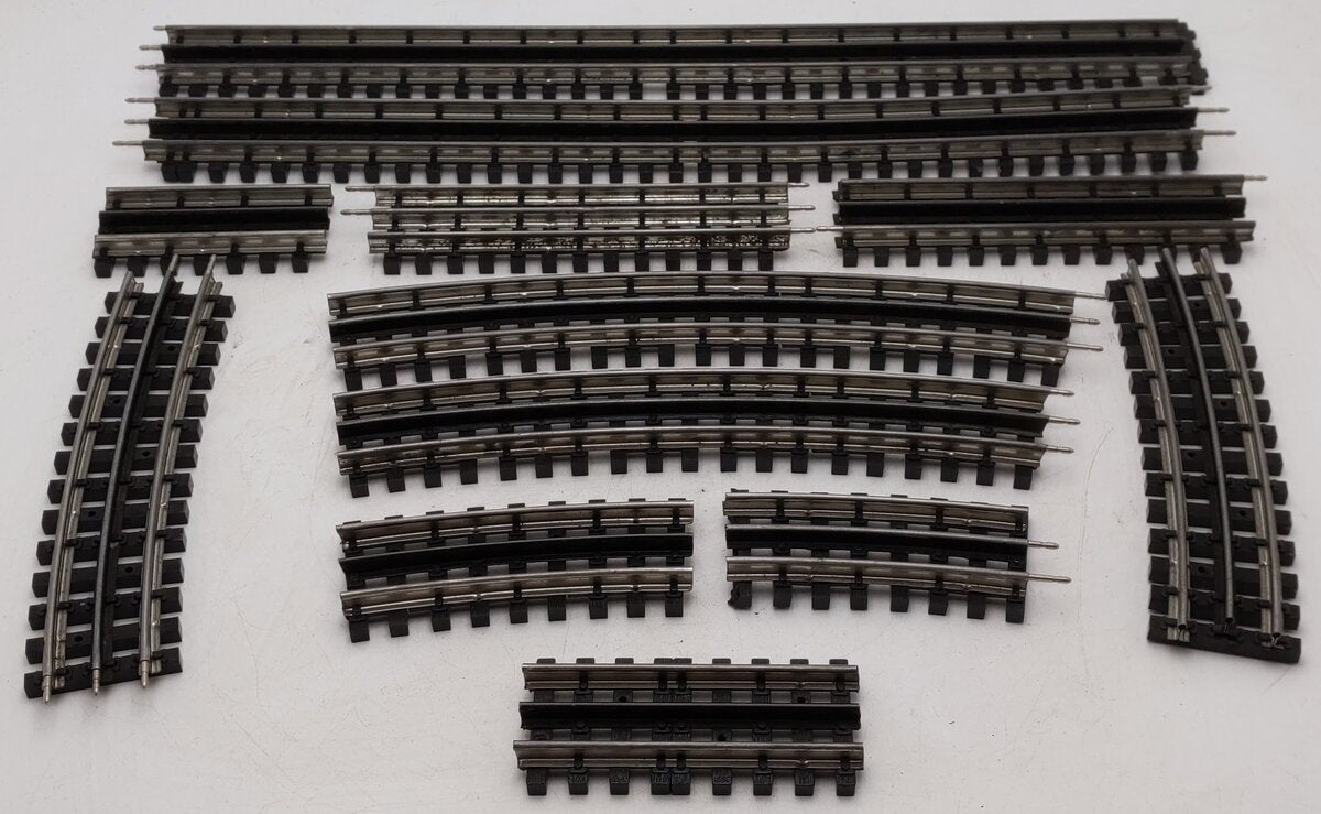 K-Line O Gauge Assorted Curved and Straight Shadow Rail Track Sections [12] VG