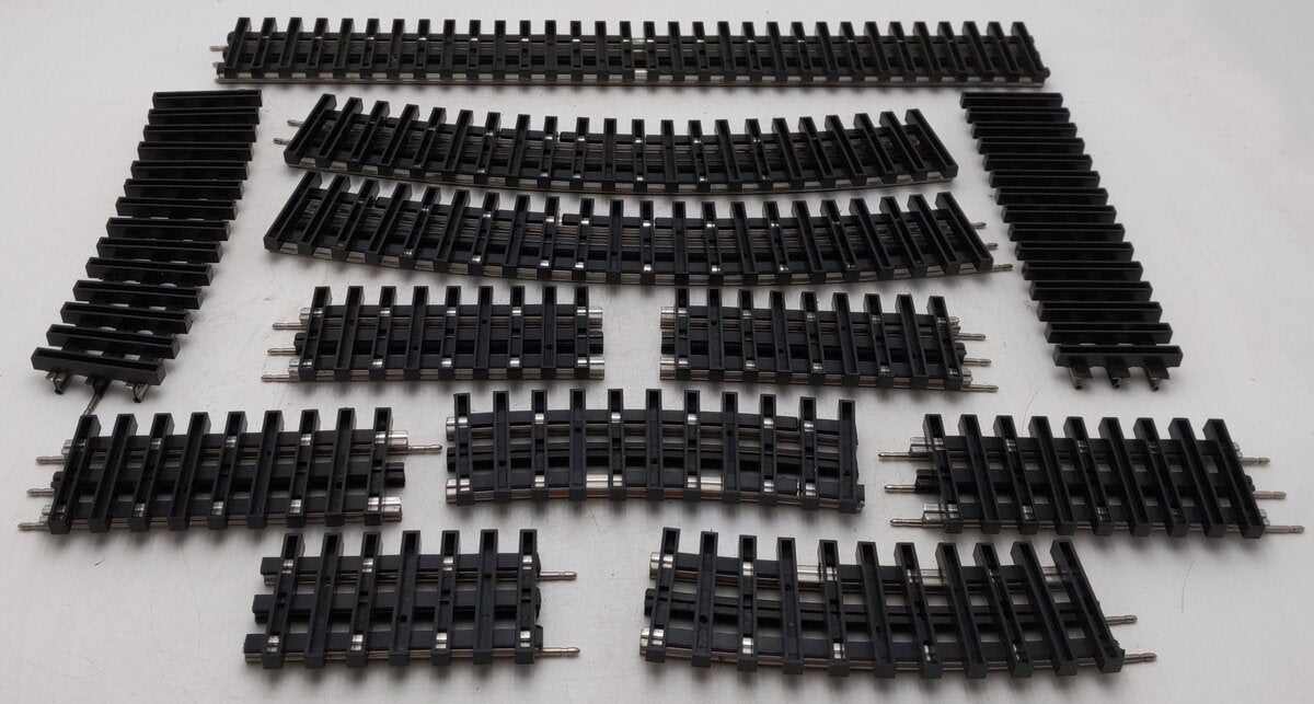 K-Line O Gauge Assorted Curved and Straight Shadow Rail Track Sections [12] VG