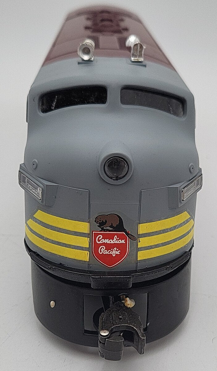 Lionel 6-8366 O Canadian Pacific F3 A Dummy Diesel Locomotive EX