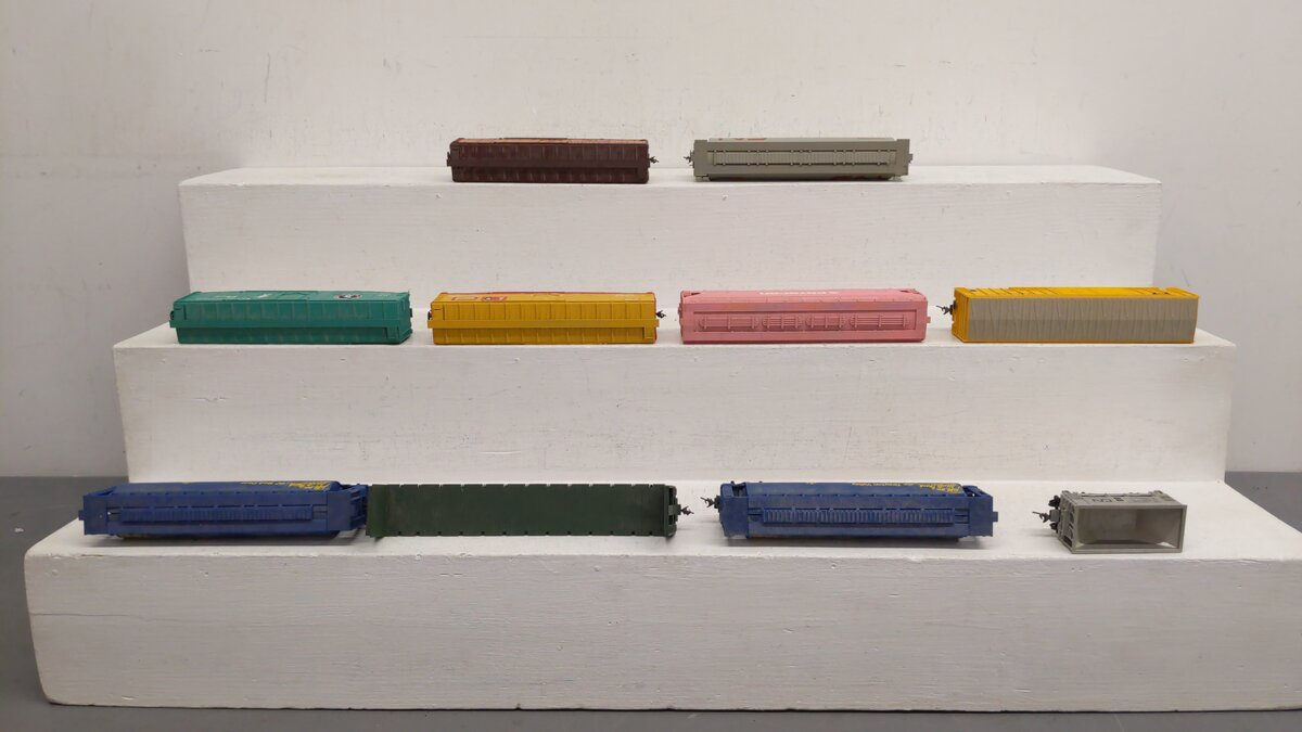 Athearn and Others HO Assorted Freight Cars 869378, 345393, 7745, 910, 10988[10] VG