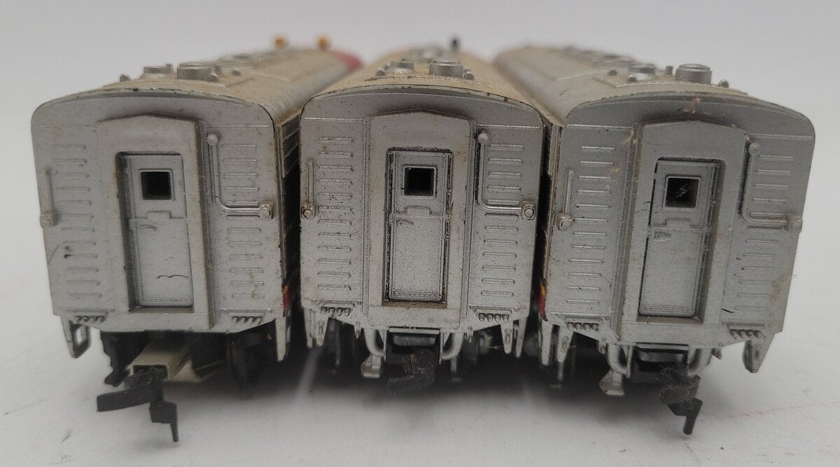 Athearn HO Scale Santa Fe Assorted Unpowered Diesel Locomotives #4015 [3]