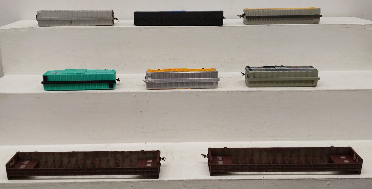 Bachmann & Other Assorted HO Scale Freight Cars [7] EX