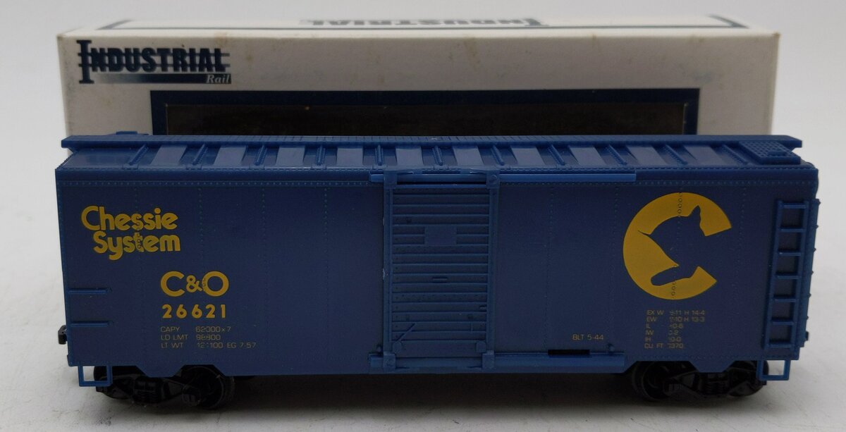 Industrial Rail O Gauge C&O 4-Bay Covered Hopper #26621 LN/Box