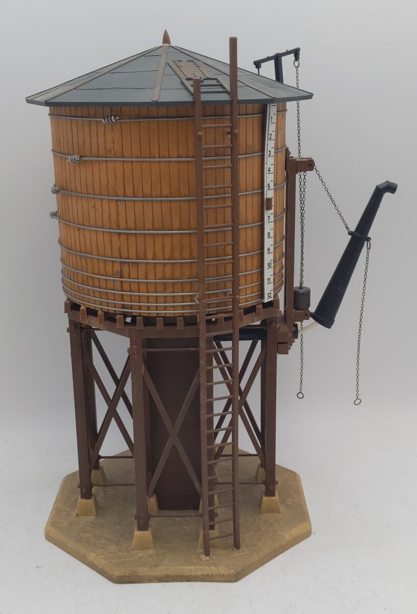 Pola 923 G Scale Water Tower Kit- Assembled EX
