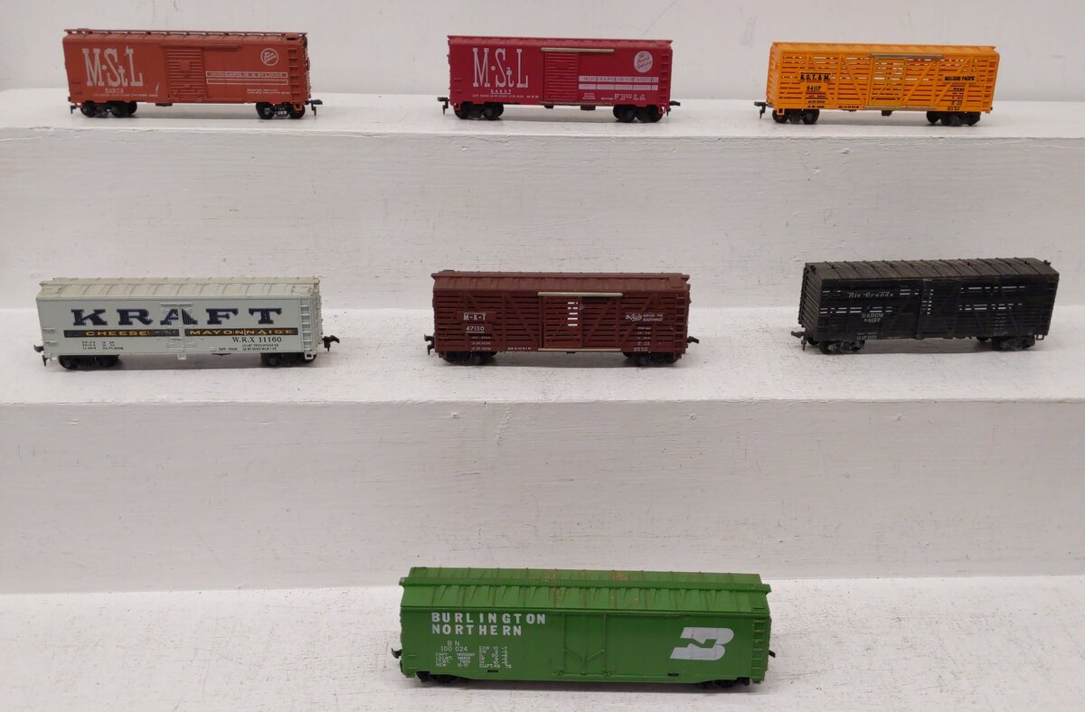 HO Scale Assorted Freight Cars #11160/100024/64127/47150/52673/54657/54117 [7]