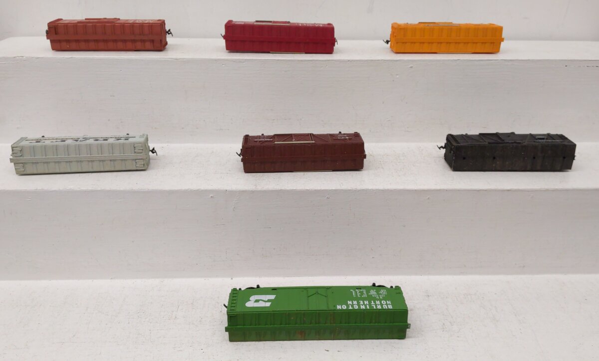 HO Scale Assorted Freight Cars #11160/100024/64127/47150/52673/54657/54117 [7]