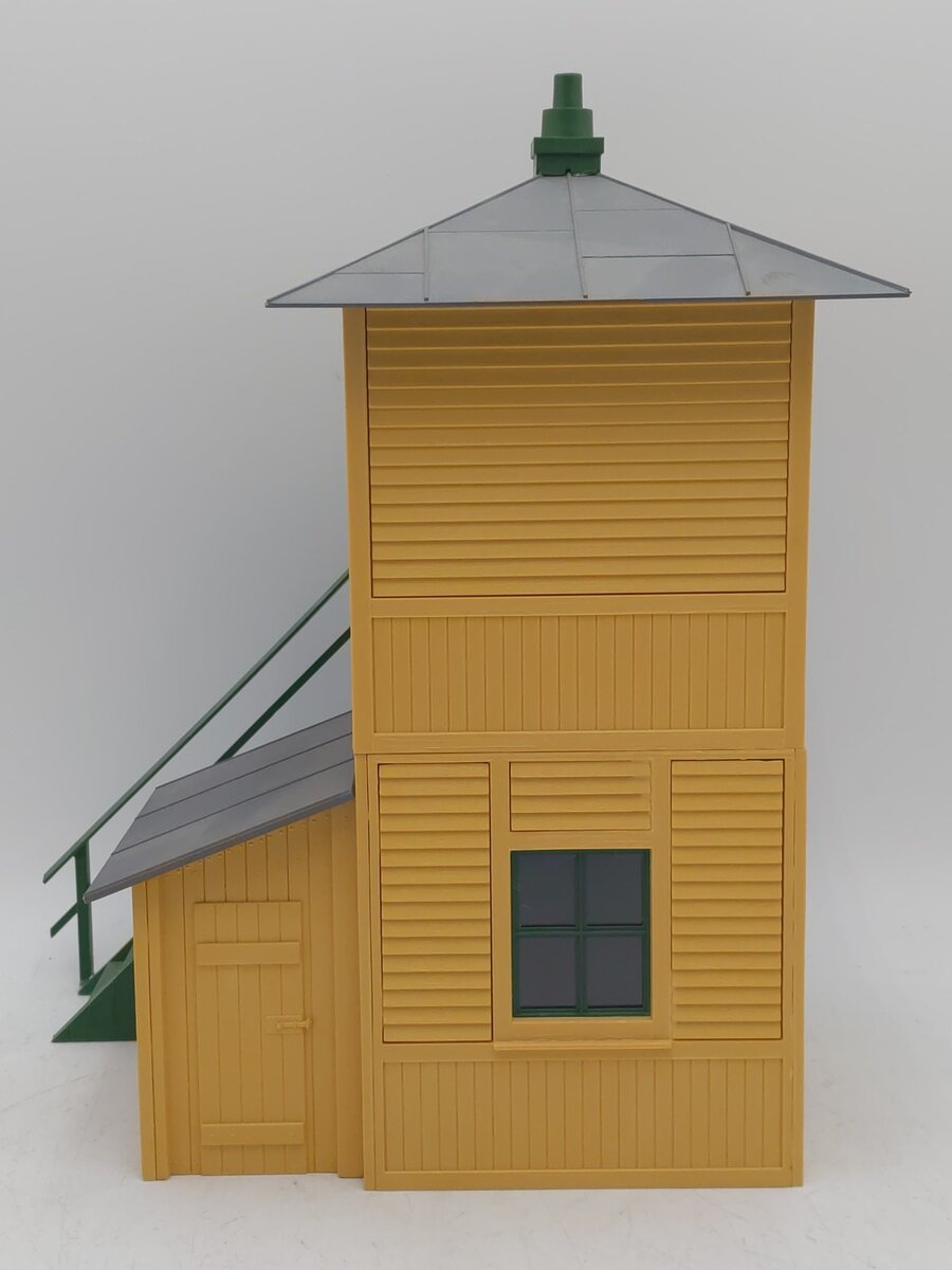 Pola G Scale Yellow Switch Tower VG