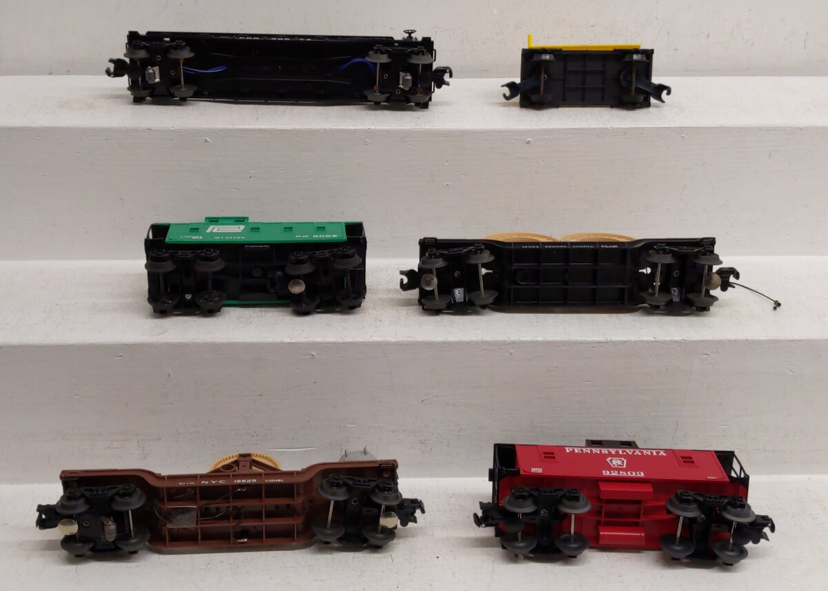 Lionel O Assorted Freight Cars [6] #92803, #9062, #36874, #16324, #16625, #9330 VG