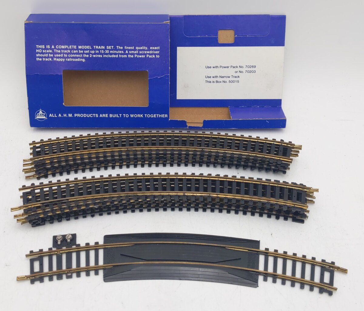 AHM 50015 HO 18" Radius 30 Degree Curved Track (Pack of 11) EX/Box