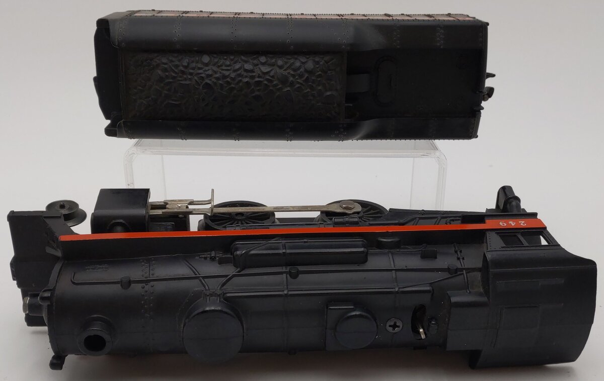 Lionel 249 Vintage O Postwar 2-4-2 Steam Locomotive w/ 250T Tender EX