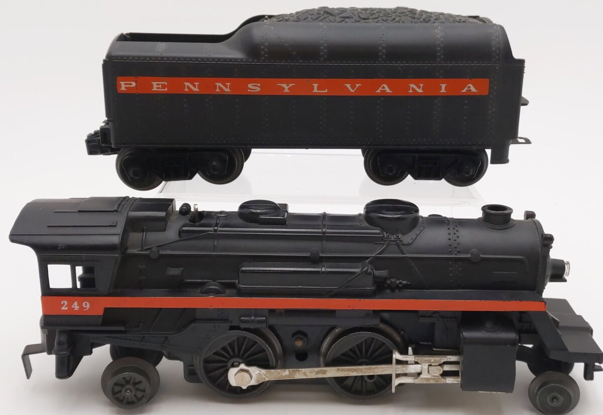Lionel 249 Vintage O Postwar 2-4-2 Steam Locomotive w/ 250T Tender EX