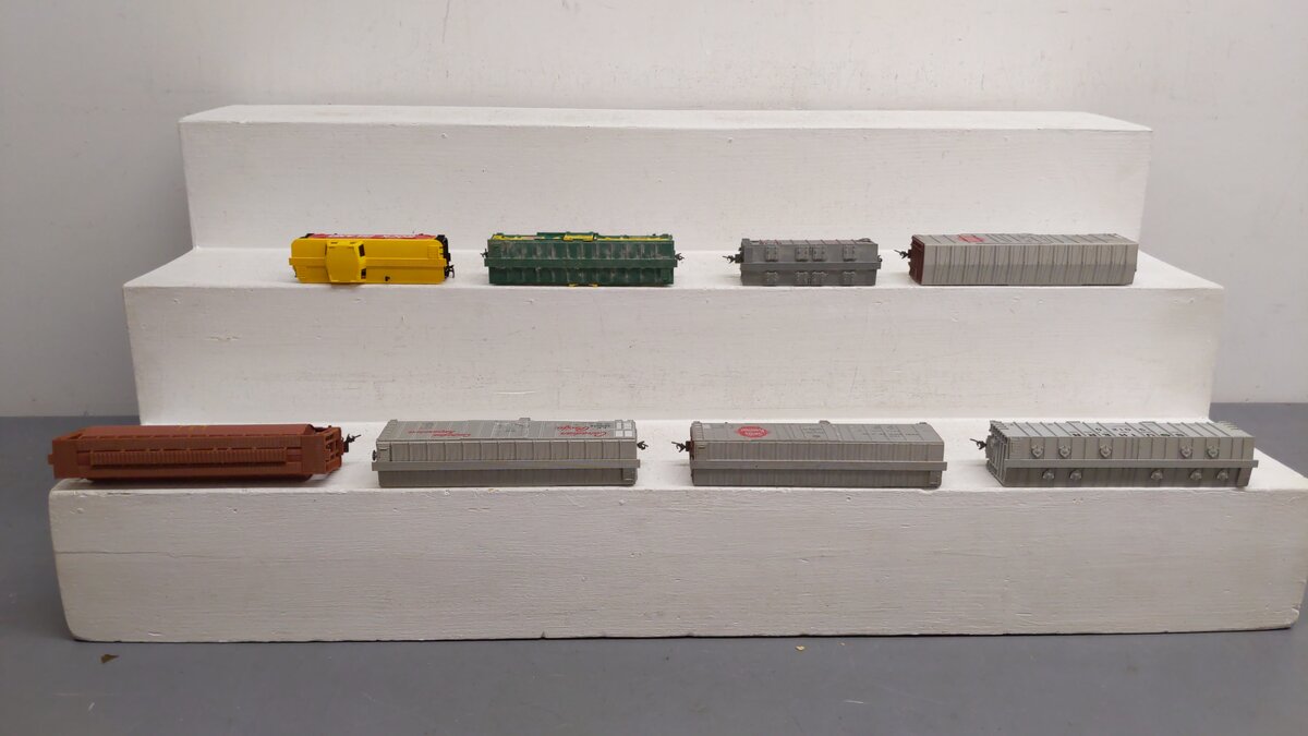 Athearn and Others HO Assorted Freight Cars 286048, 4244, 90120, 85124, 15040[8] VG