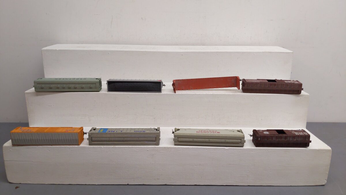 Athearn and Others HO Assorted Freight Cars 70638, 82800, 65098, 317388, 5334[8] VG