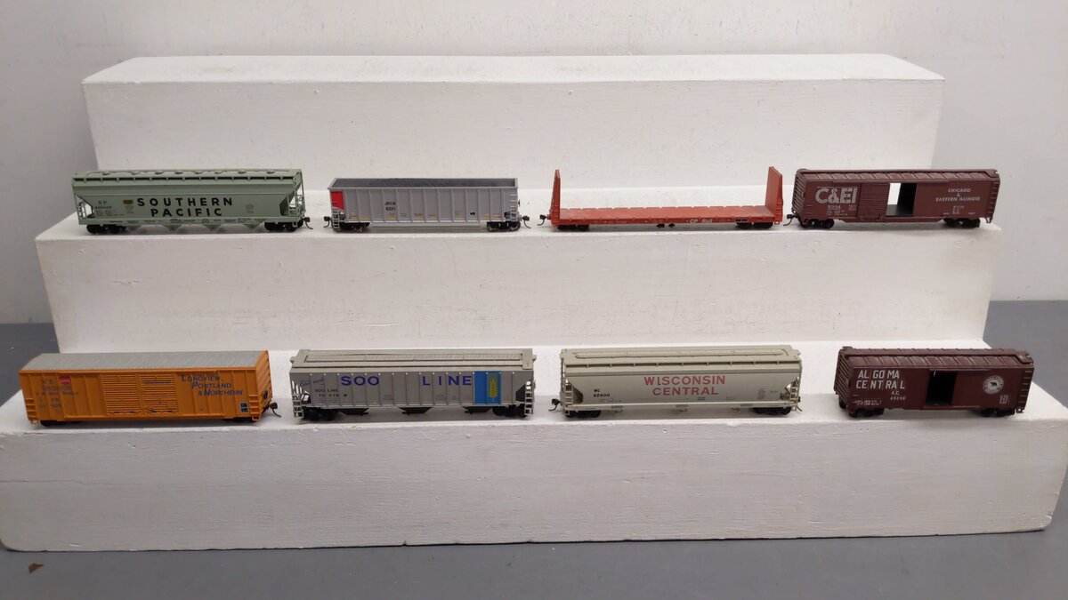 Athearn and Others HO Assorted Freight Cars 70638, 82800, 65098, 317388, 5334[8] VG