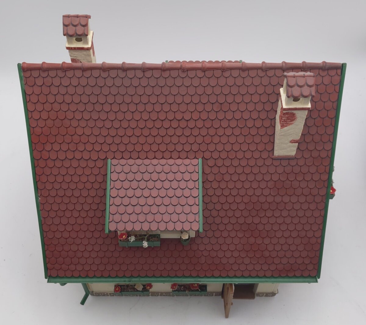 Pola 930 G Scale European Cottage (Assembled) EX