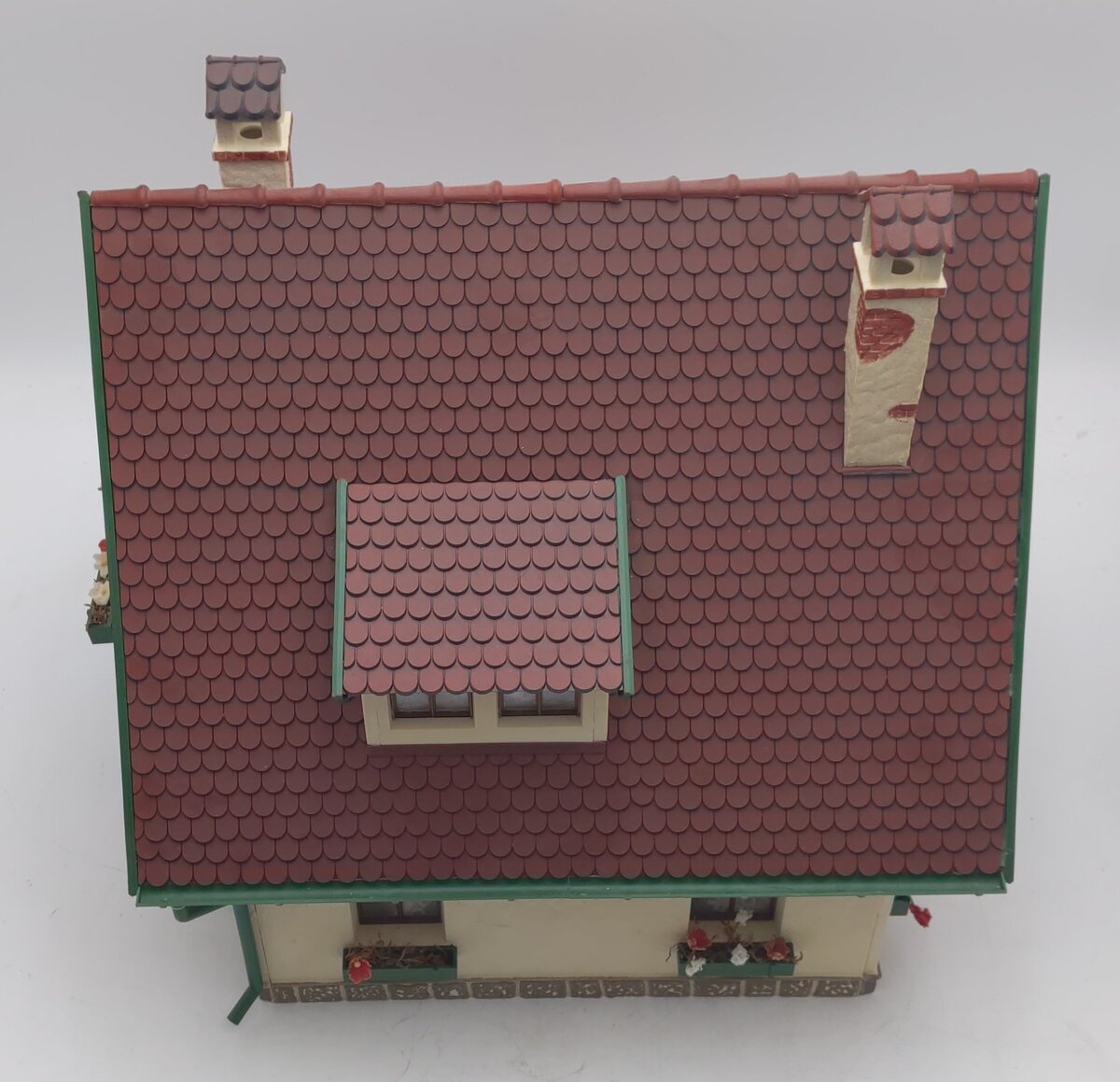 Pola 930 G Scale European Cottage (Assembled) EX