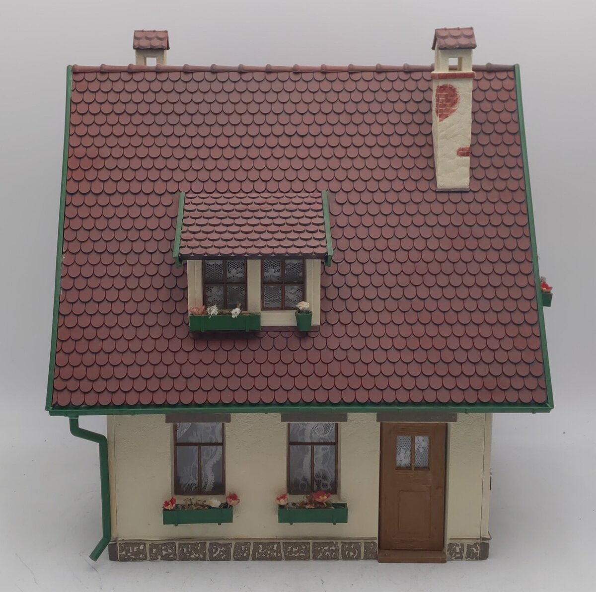 Pola 930 G Scale European Cottage (Assembled) EX
