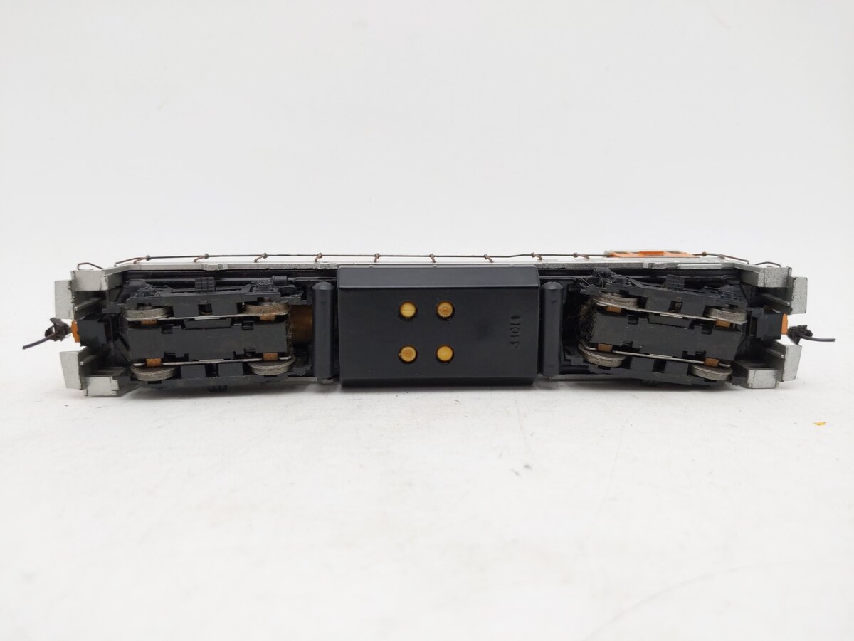 Atlas 10000448 HO Scale Western Pacific U30B Diesel Locomotive #758 EX