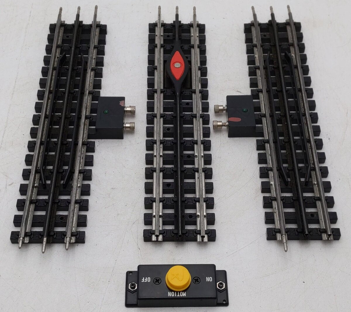 K-Line O Gauge Assorted Shadow Rail Functional Track Sections [3] VG